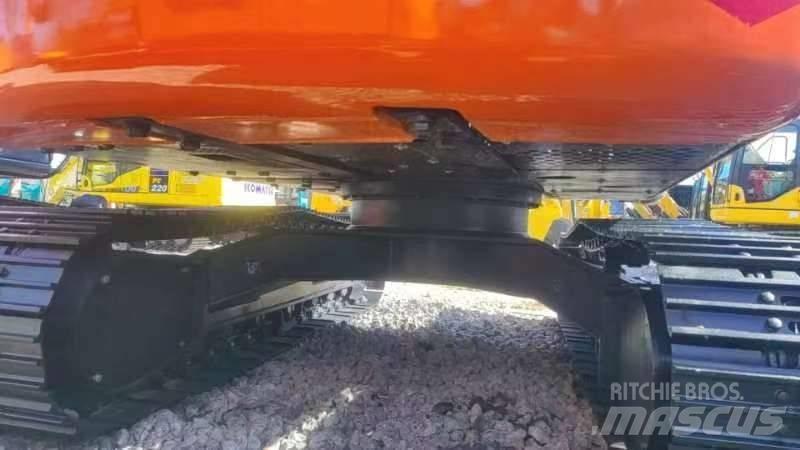 Hitachi ZX 120 Lánctalpas kotrók