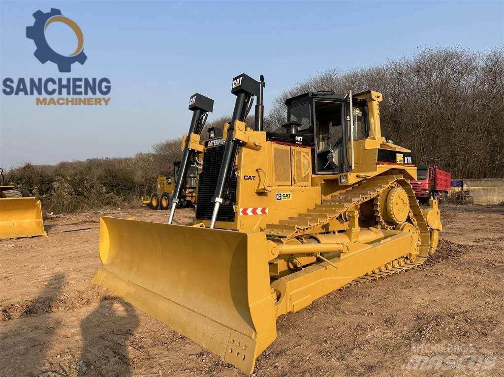 CAT D 7 R lánctalpas dózerek