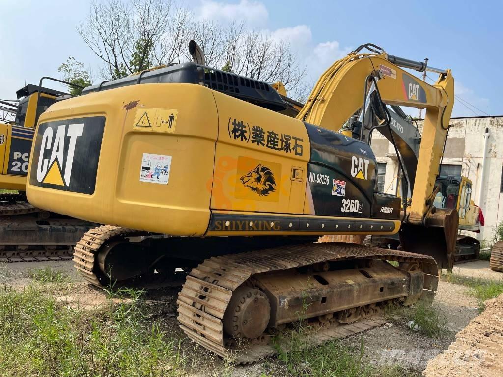 CAT 326 D2 Lánctalpas kotrók