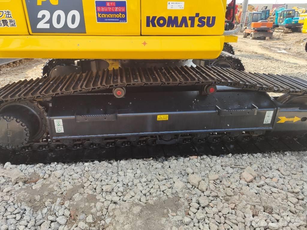 Komatsu PC 200 Lánctalpas kotrók