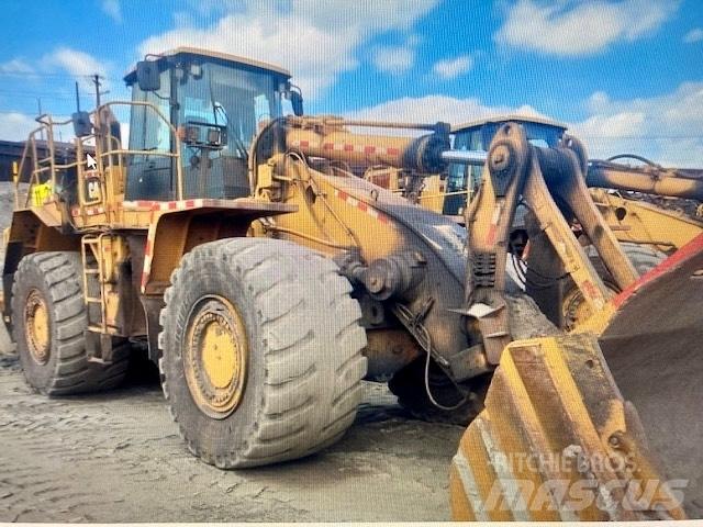 CAT 988 H Gumikerekes homlokrakodók