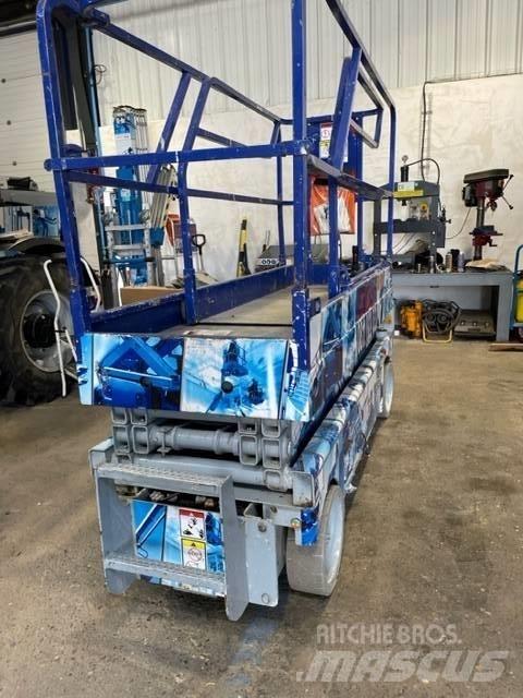 Haulotte Compact 8 Ollós emelők