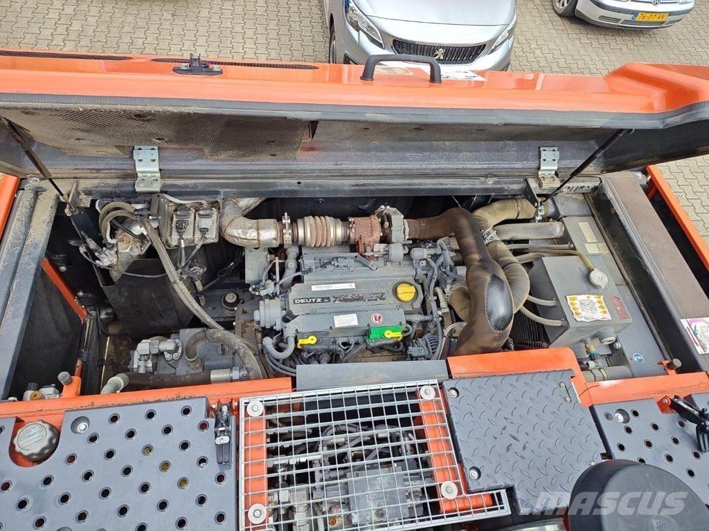 Atlas 150W Gumikerekes kotrók