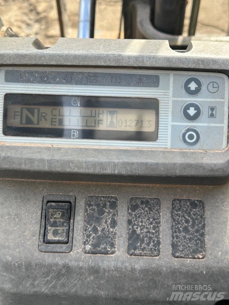 Nissan FD25 Dízel targoncák
