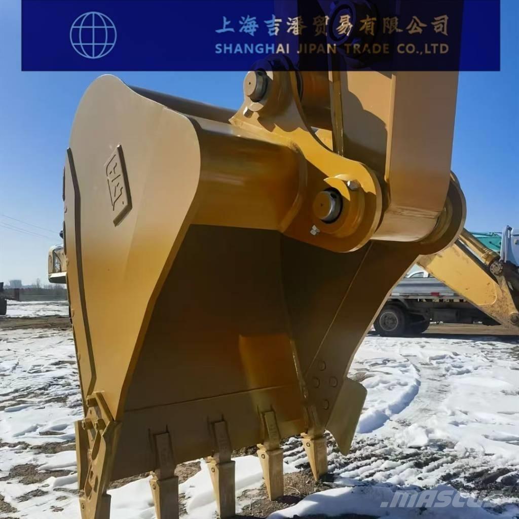 CAT 313 Lánctalpas kotrók