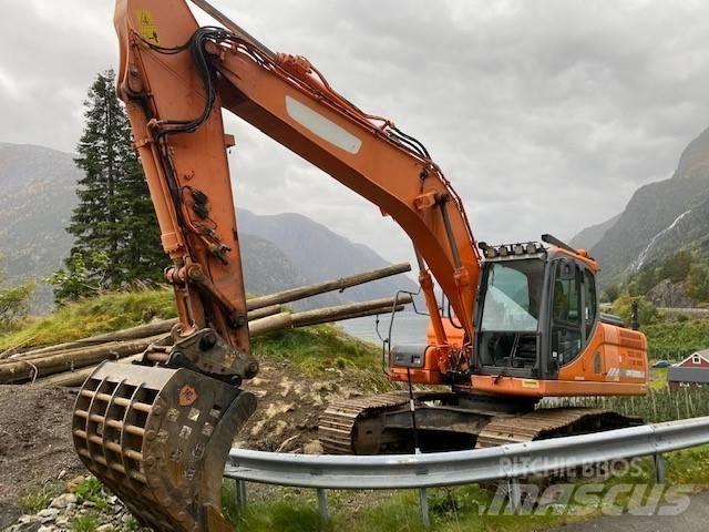 Doosan DX 225 LC-3 Lánctalpas kotrók