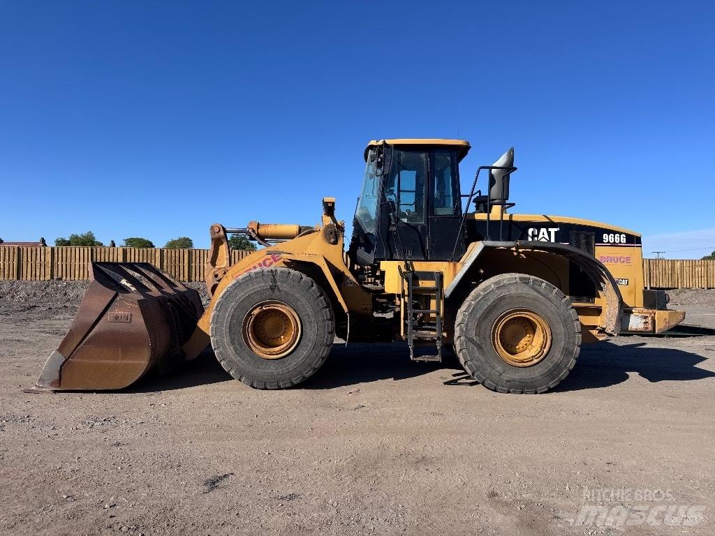 CAT 966 G Gumikerekes homlokrakodók