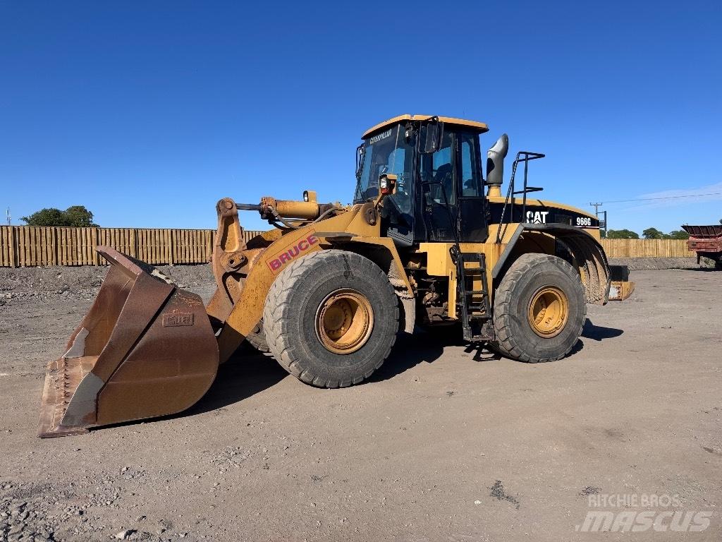 CAT 966 G Gumikerekes homlokrakodók