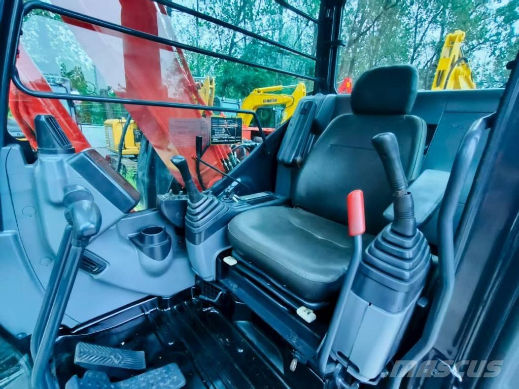 Hitachi ZX 70 Mini kotrók < 7t