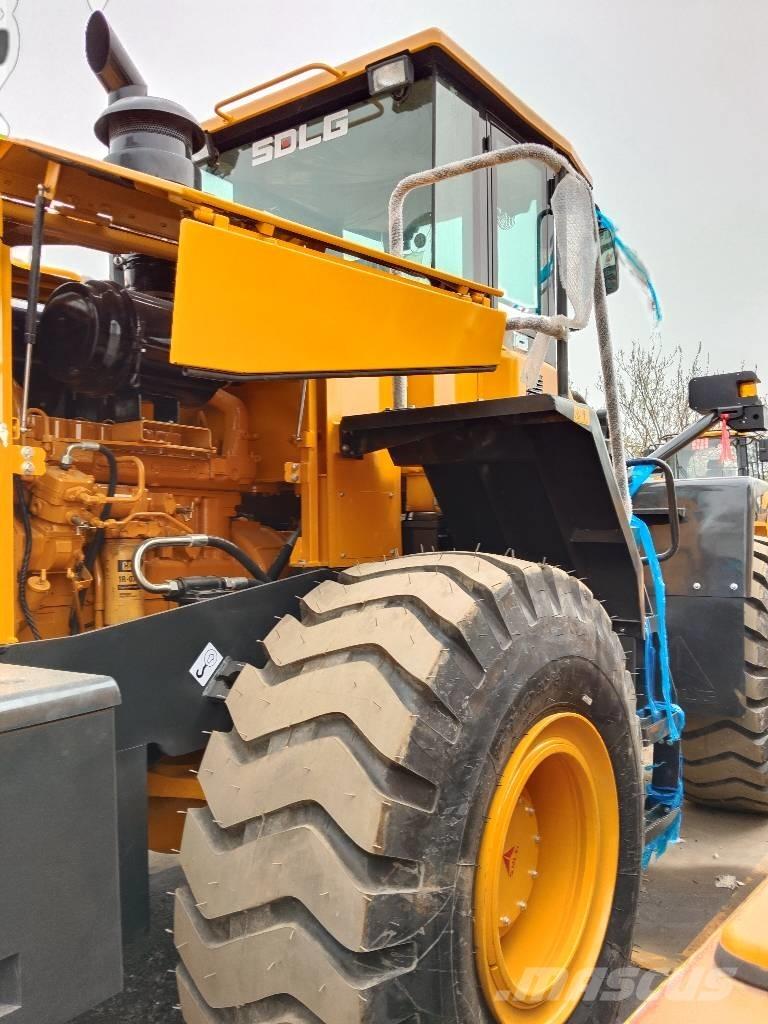 SDLG LG956L Gumikerekes homlokrakodók