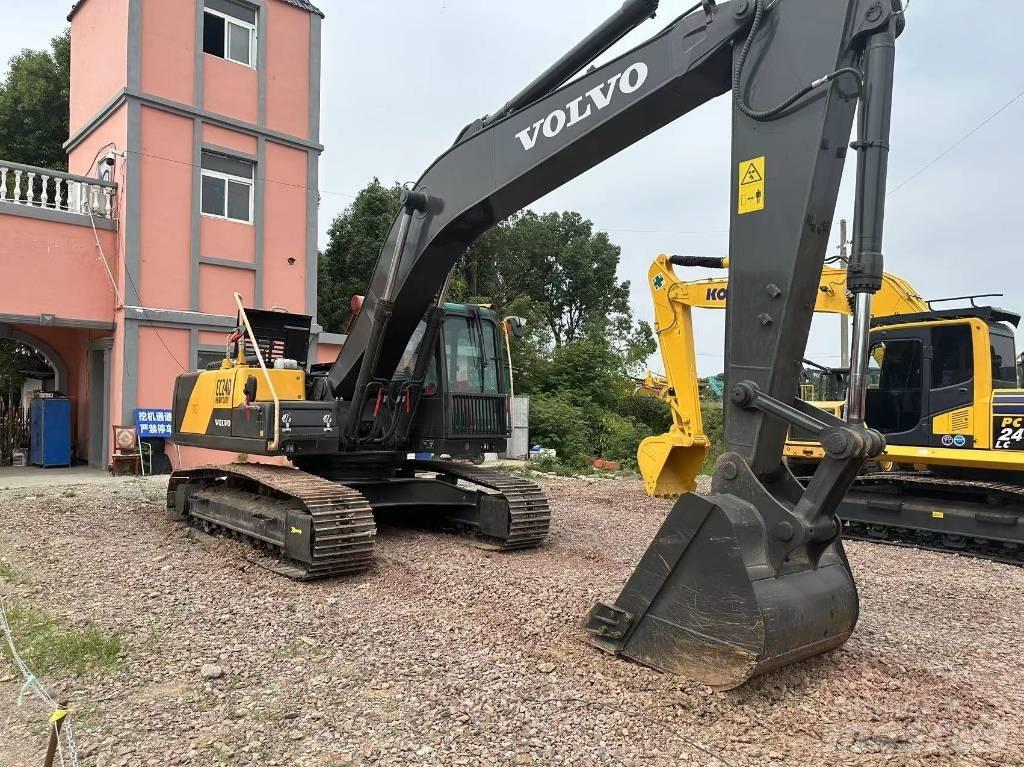 Volvo EC 240 Lánctalpas kotrók