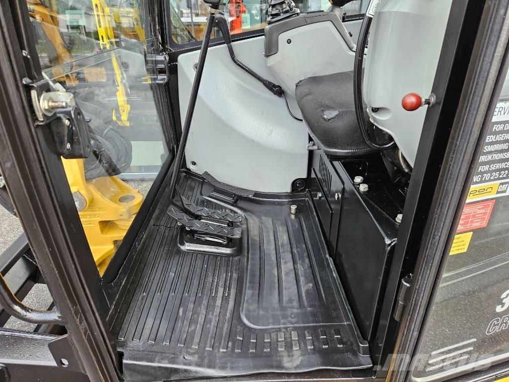 CAT 302.7 D CR Mini kotrók < 7t