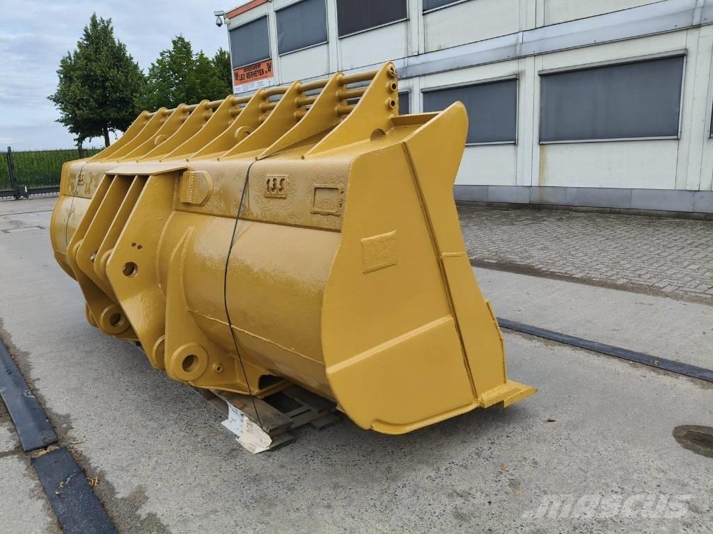 CAT 980 Bucket Gumikerekes homlokrakodók