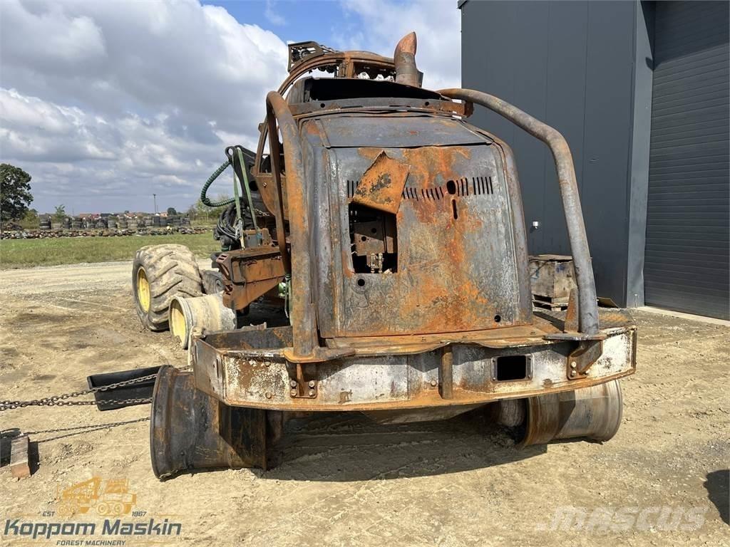 John Deere 1270E Betakarítók