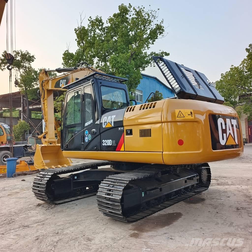 CAT 320D2L Lánctalpas kotrók