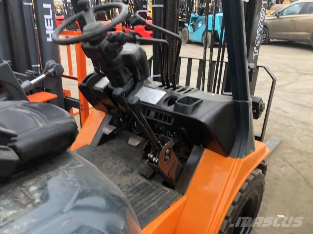 Toyota FD30 Dízel targoncák