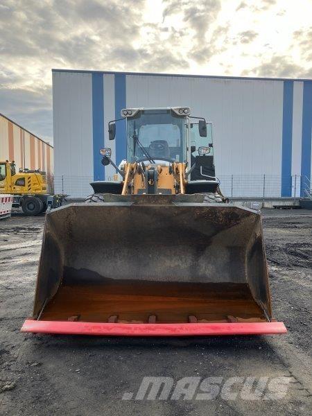 Liebherr L526 Gumikerekes homlokrakodók