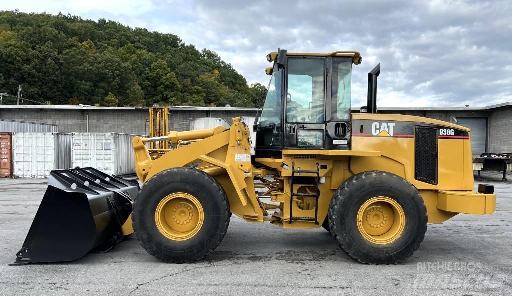 CAT 938 G Gumikerekes homlokrakodók