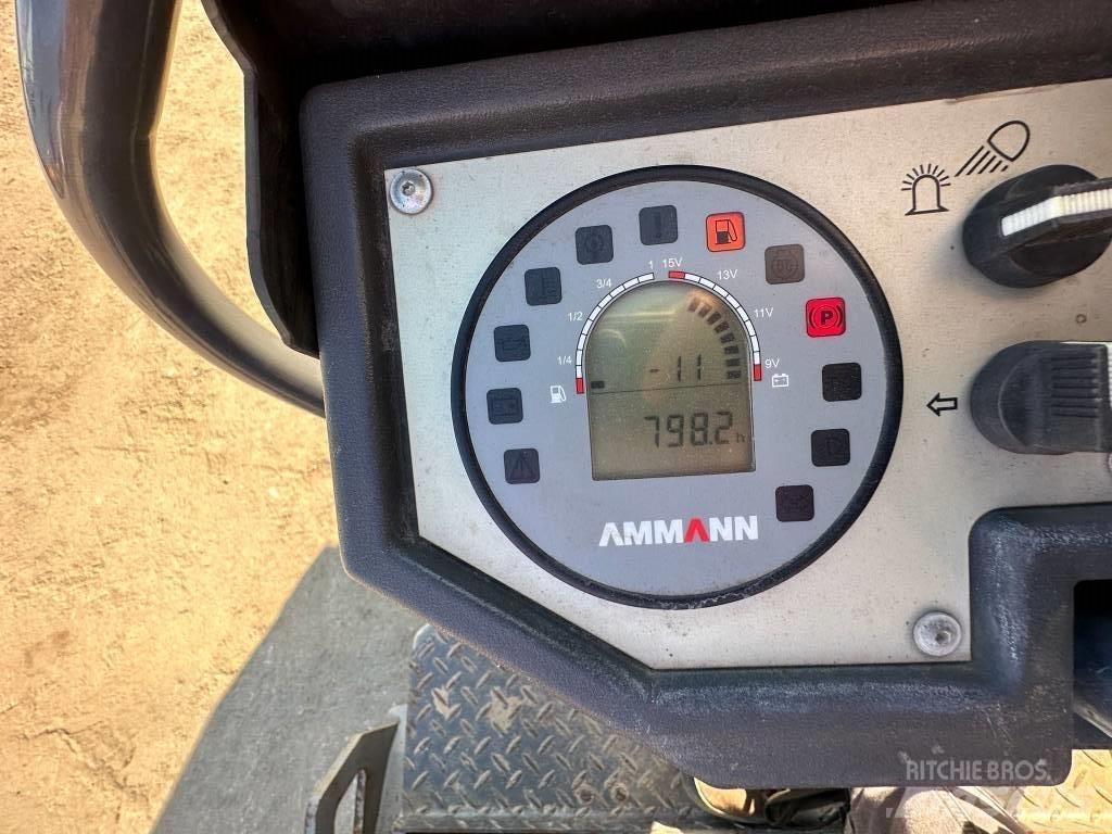 Ammann ARX23 Ikerdobos hengerek