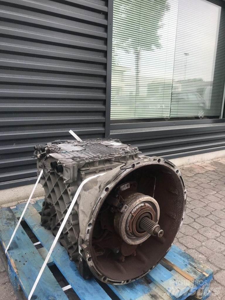 Volvo AT2412C Hajtóművek