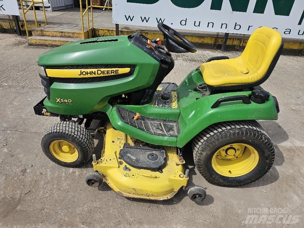 John Deere X 540 Kompakt traktorok