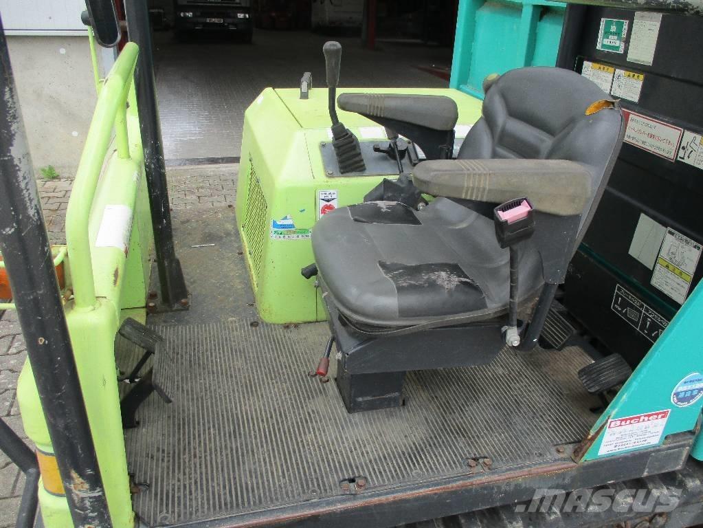 Yanmar C 30 R Lánctalpas dömperek
