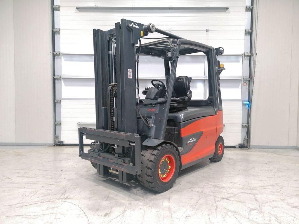 Linde E40HL-01/600 Elektromos targoncák
