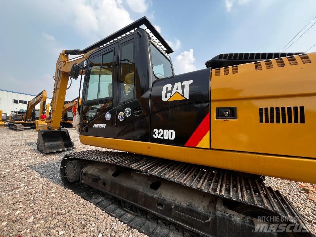 CAT 320 D Lánctalpas kotrók