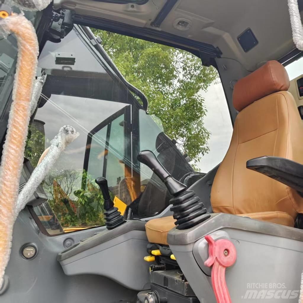 Volvo EC 380 Lánctalpas kotrók