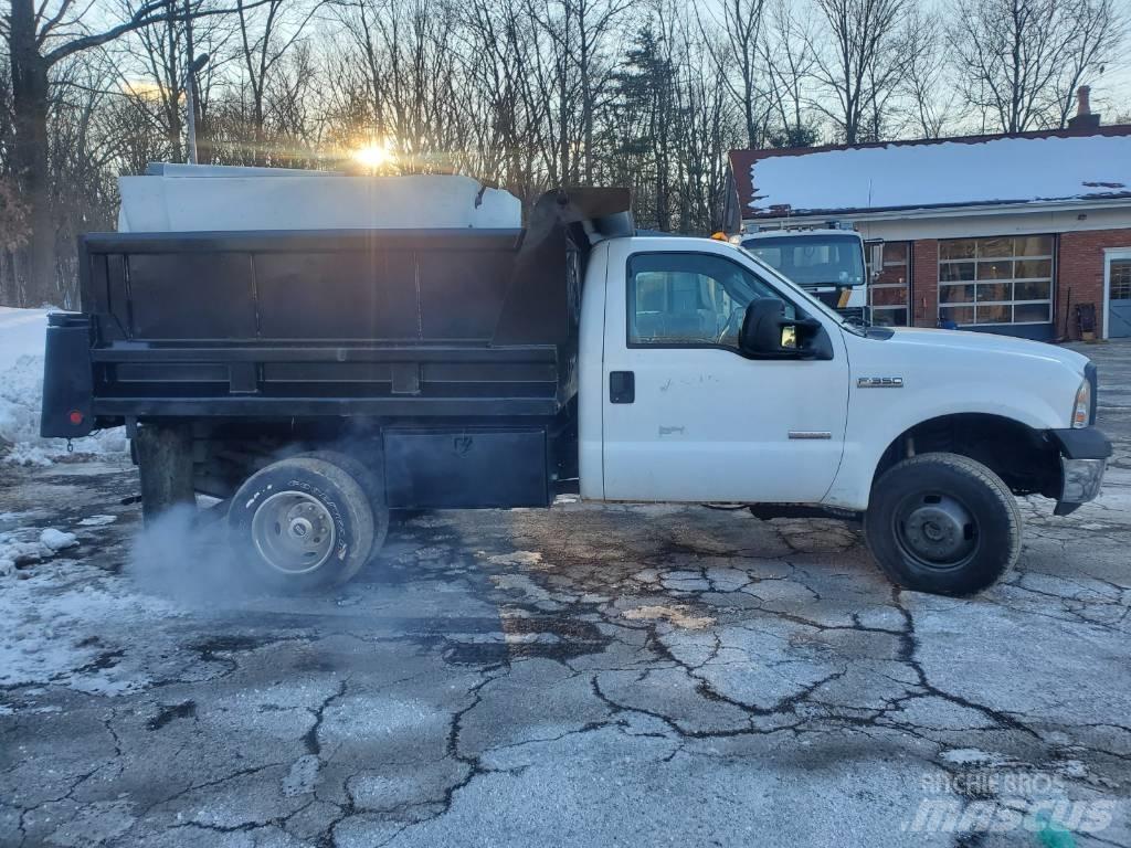 Ford F 350 FX4 Billenő teherautók