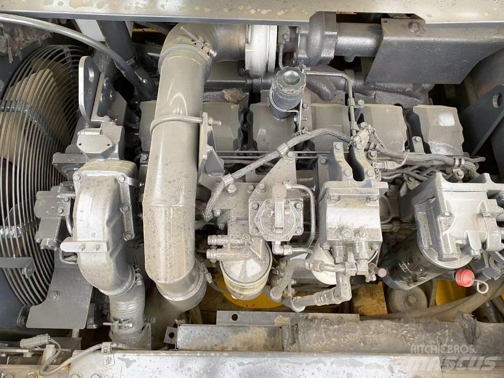 Komatsu PC 450 Lánctalpas kotrók