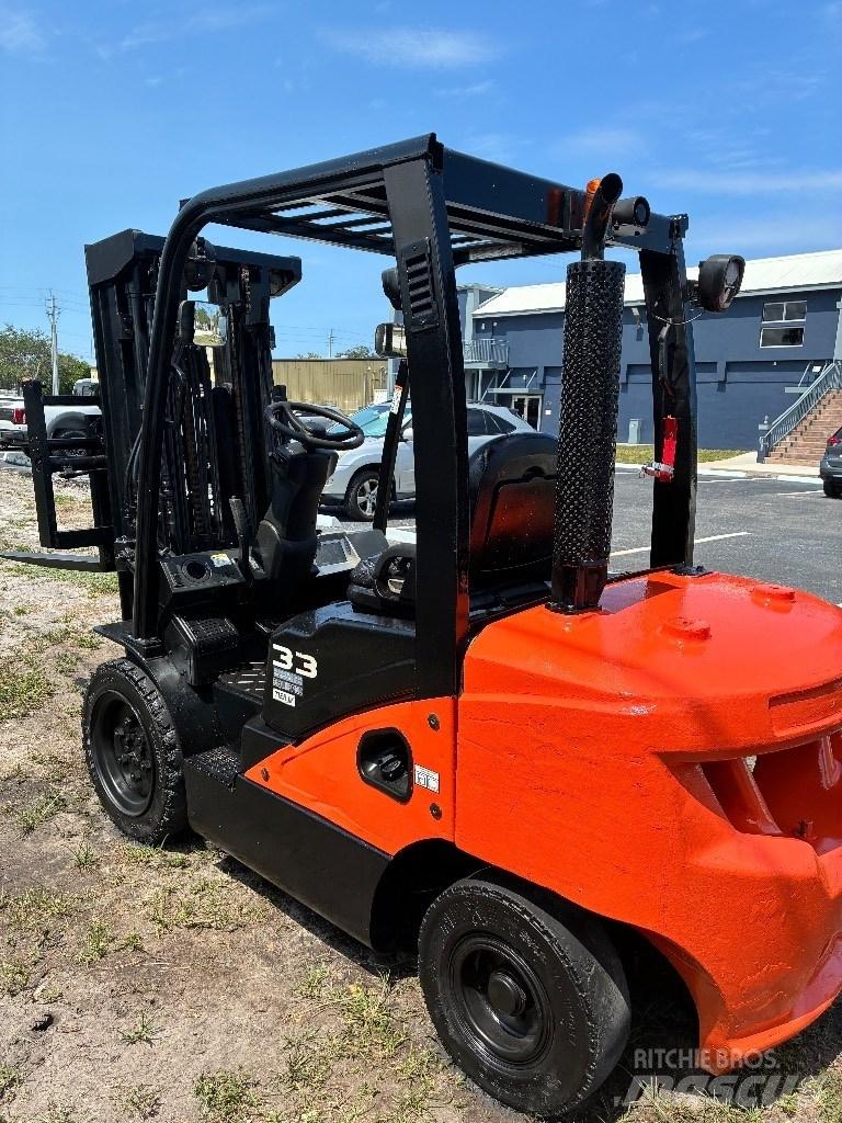 Doosan D 33 S-7 Targoncák-Egyéb