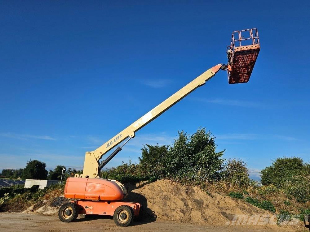 JLG 680S Teleszkópos emelők