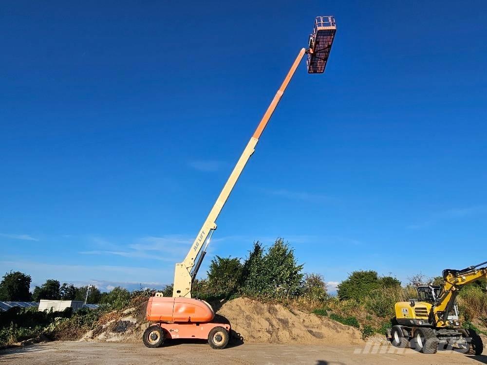 JLG 680S Teleszkópos emelők