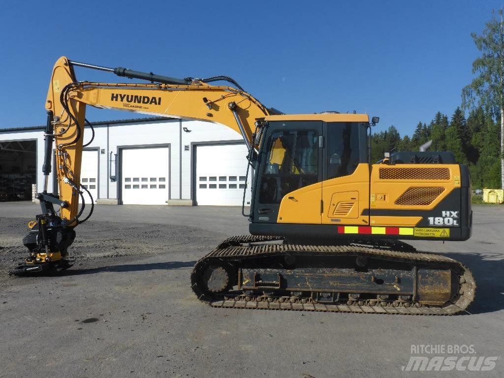 Hyundai HX180L Lánctalpas kotrók