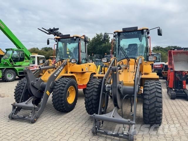 Volvo L 30 HS Klima Gumikerekes homlokrakodók