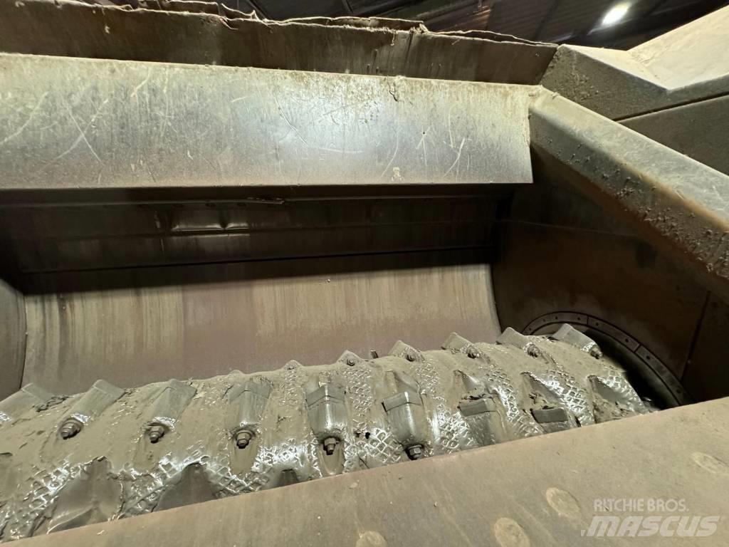 Untha XR3000C Irat megsemmisítők