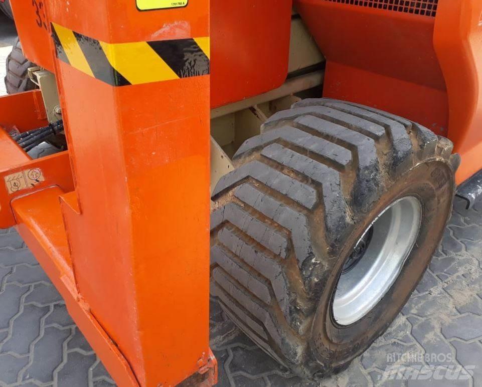 JLG 3394RT Ollós emelők