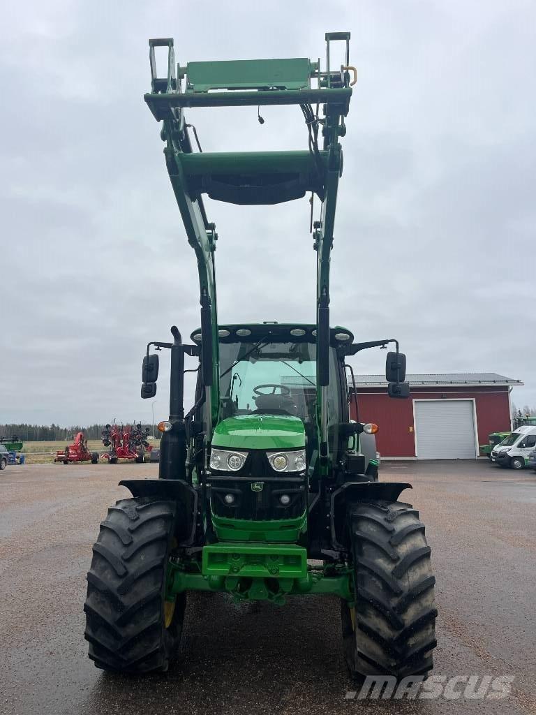 John Deere 6130 R Traktorok