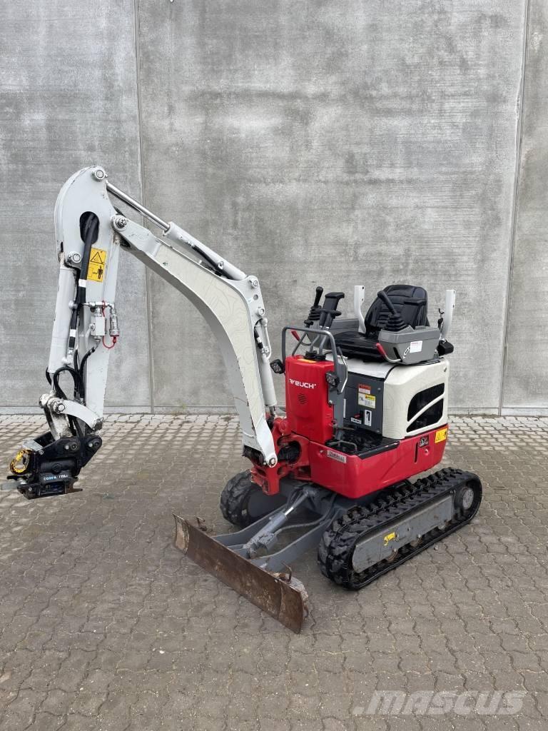 Takeuchi TB 210 Mini kotrók < 7t