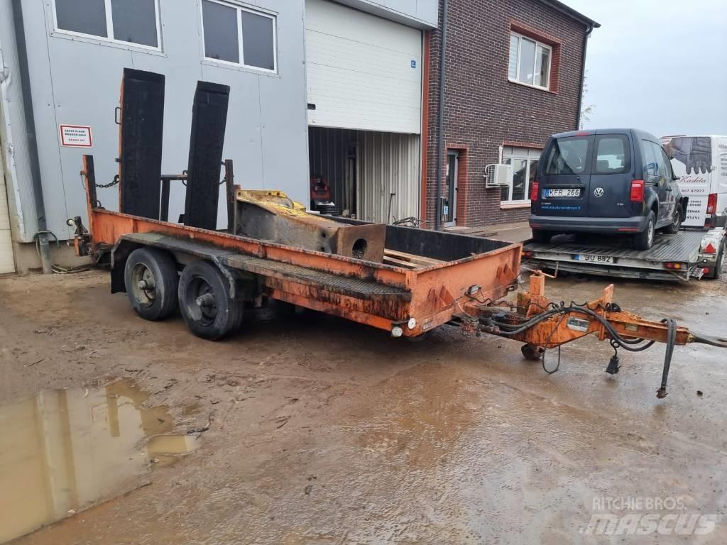 Blomenröhr R5000 Platós / Ponyvás pótkocsik