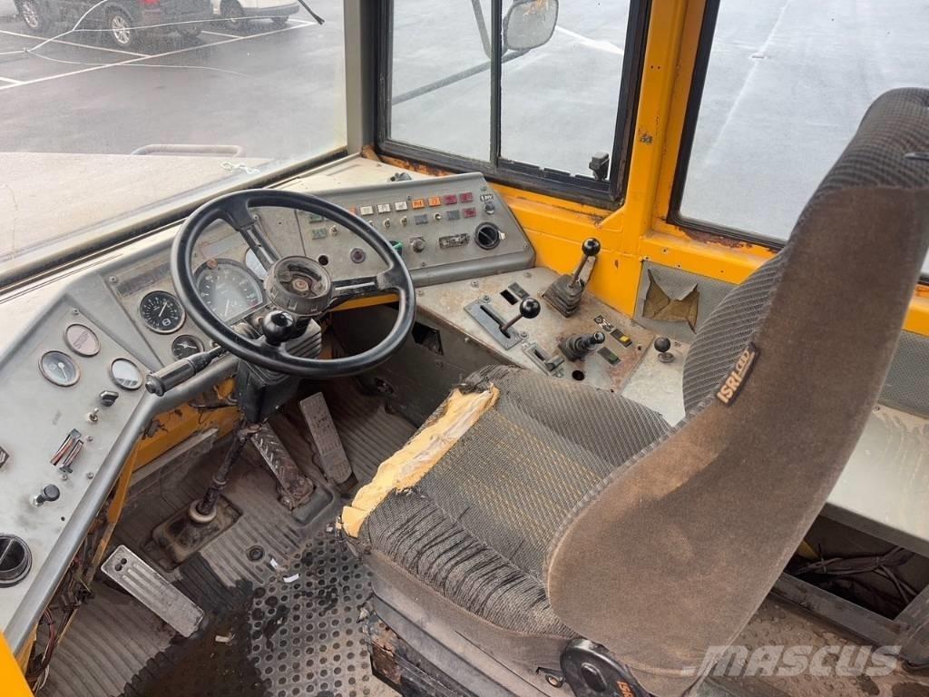 Volvo A 25 C 6x6 Csuklósdömperek