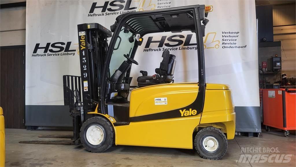 Yale ERP35VL E2145 Elektromos targoncák