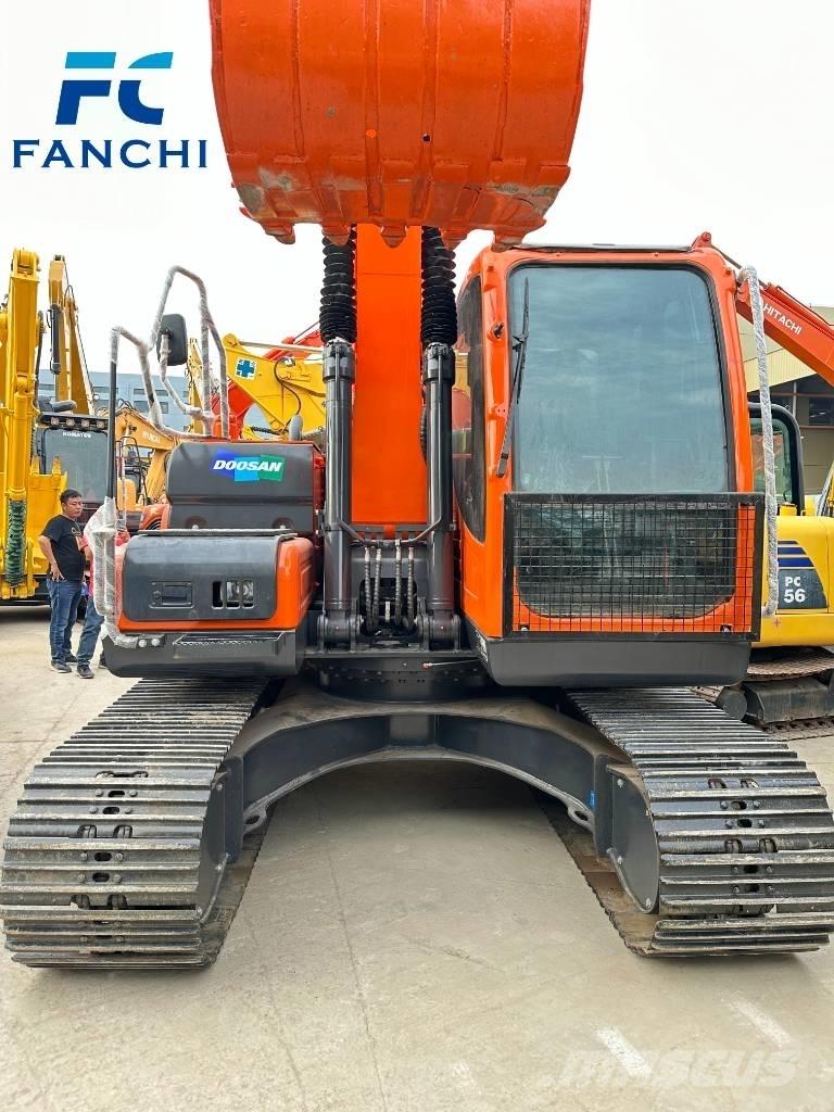 Doosan dx150 Lánctalpas kotrók