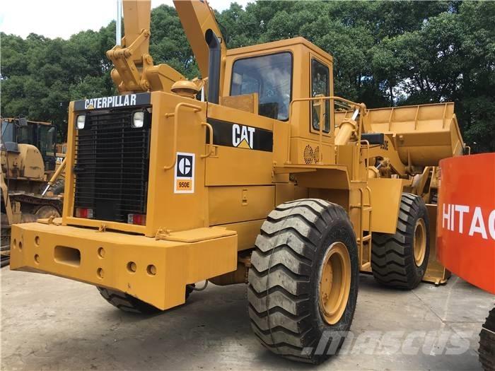 CAT 950 E Gumikerekes homlokrakodók