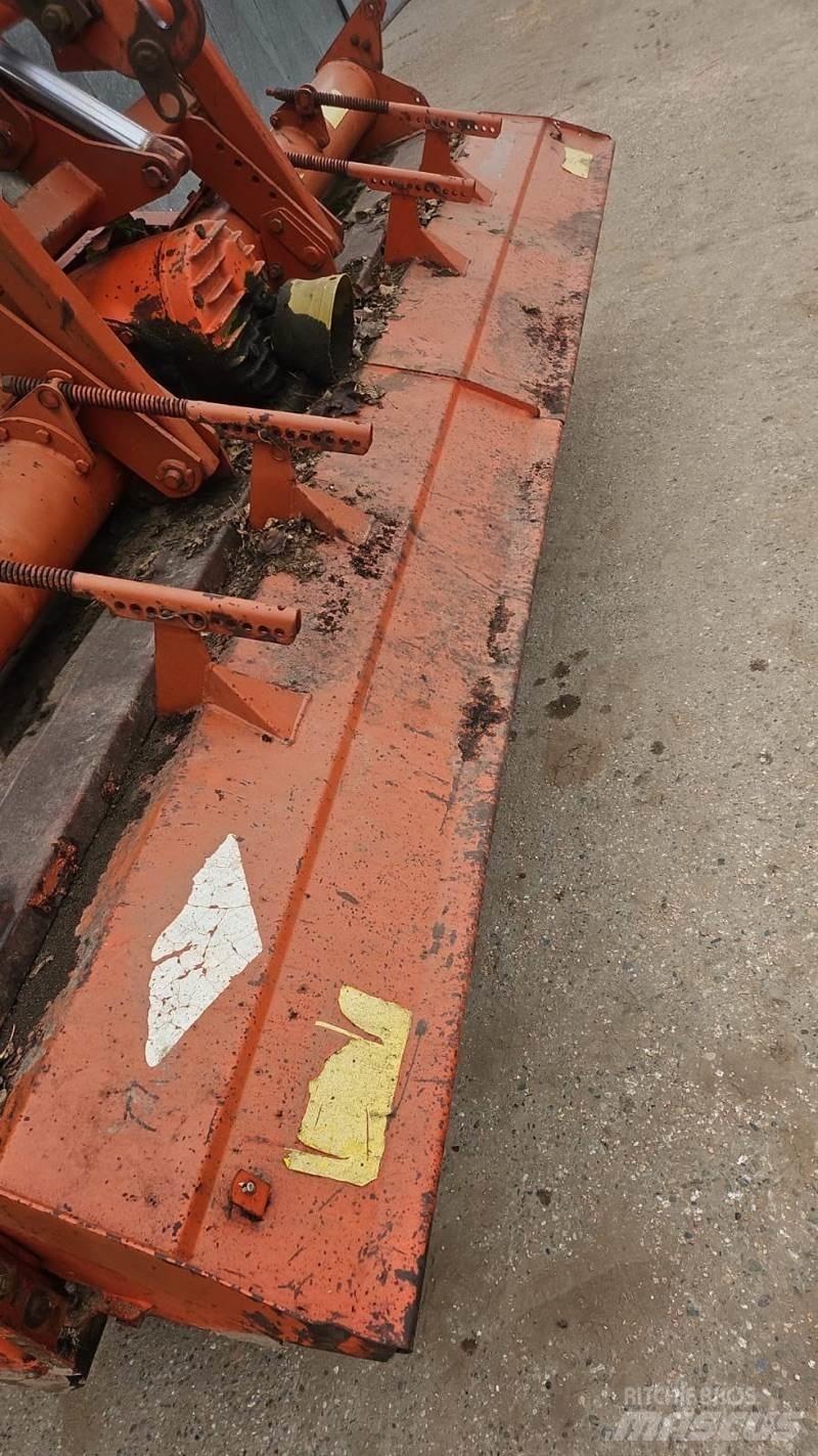 Kuhn EL140N 305 Talajelőkészítő gépek