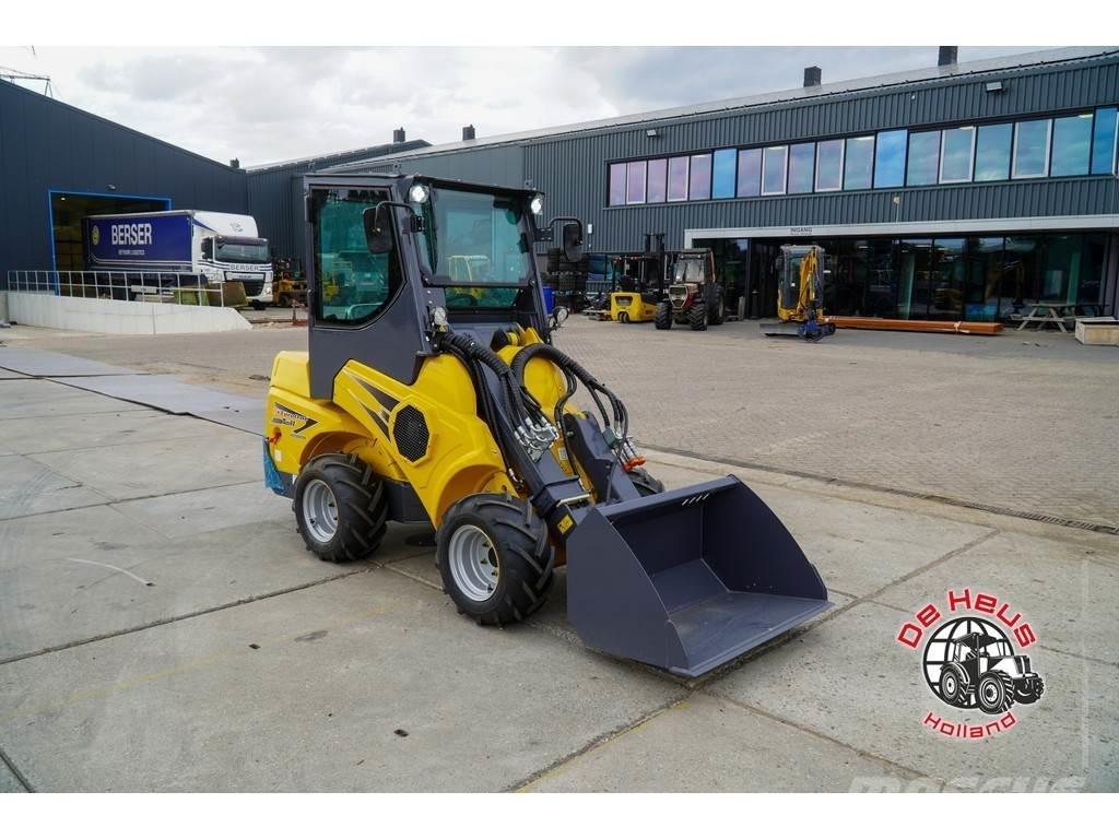 Eurotrac T11 Gumikerekes homlokrakodók