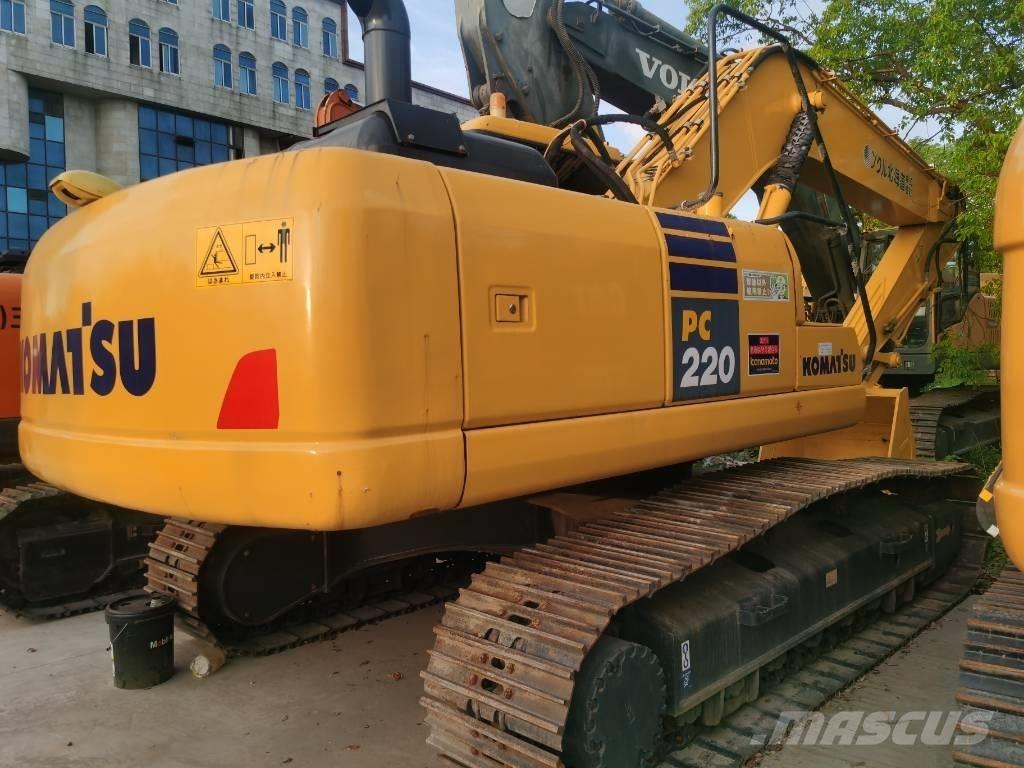 Komatsu PC 220-7 Lánctalpas kotrók