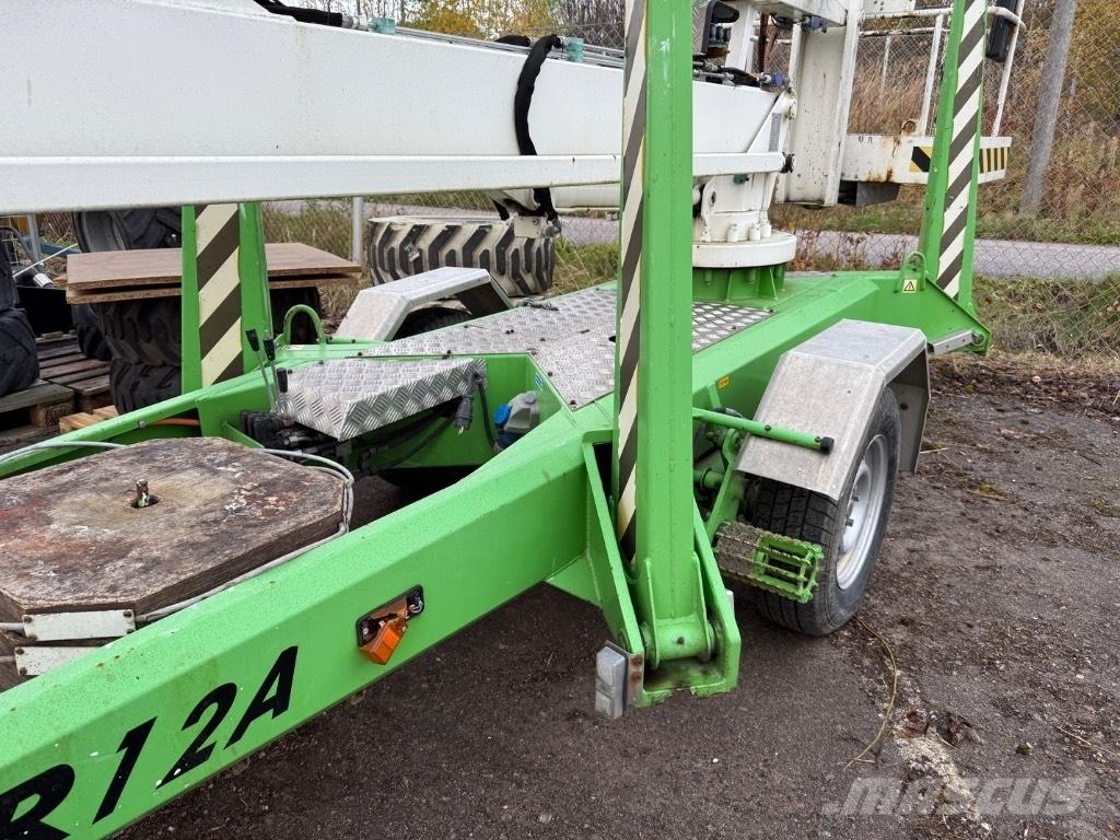 Dexter 12 A Pótkocsira szerelt emelők és állványok