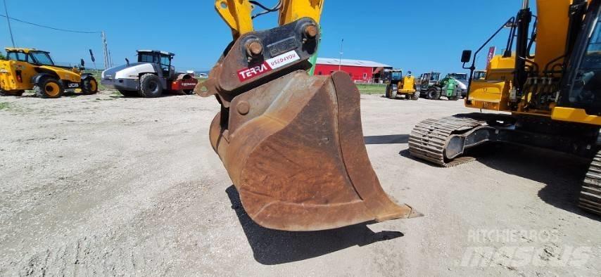 JCB 220X LC Lánctalpas kotrók